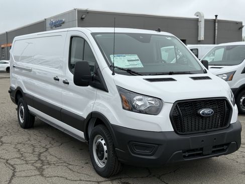 New 2024 Ford Transit 150 XL image 5