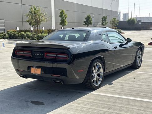 Used 2023 Dodge Challenger GT image 3