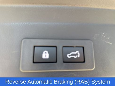 Certified 2024 Subaru Ascent Premium w/ Convenience Package image 13