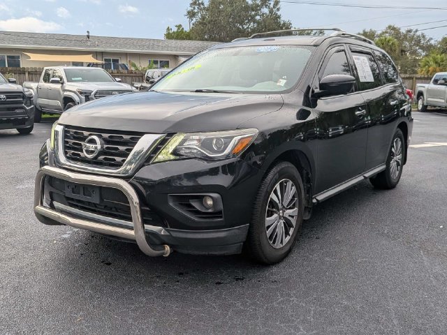 Used 2017 Nissan Pathfinder SL w/ SL Premium Package AWD/4WD image 7