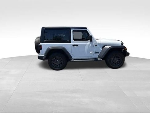 Used 2021 Jeep Wrangler Sport AWD/4WD image 14