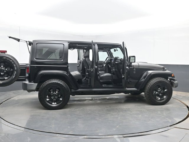 Used 2015 Jeep Wrangler Unlimited Sahara AWD/4WD image 50