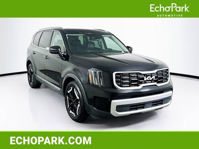 Used 2025 Kia Telluride S