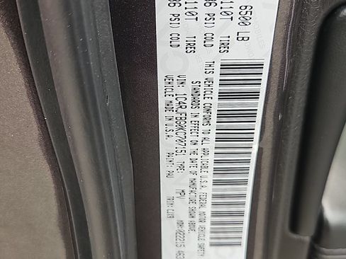 Used 2019 Jeep Grand Cherokee Limited AWD/4WD image 15