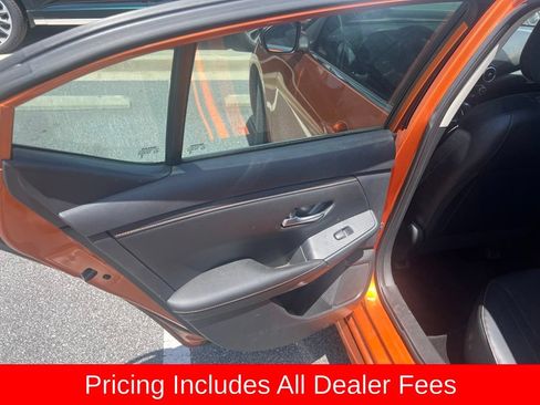 Used 2023 Nissan Sentra SR w/ SR Premium Package FWD image 8