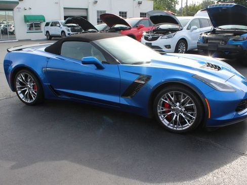 Used 2016 Chevrolet Corvette Z06 w/ 3LZ Preferred Equipment Group RWD image 26