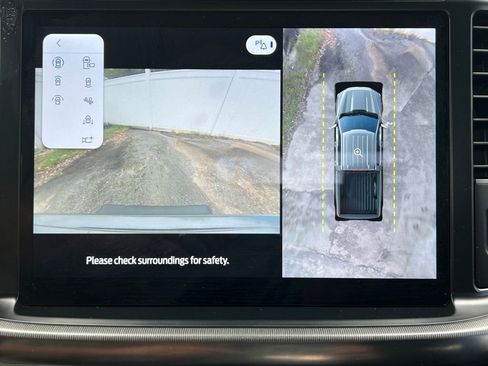 Used 2024 Ford F150 Platinum w/ FX4 Off-Road Package image 50