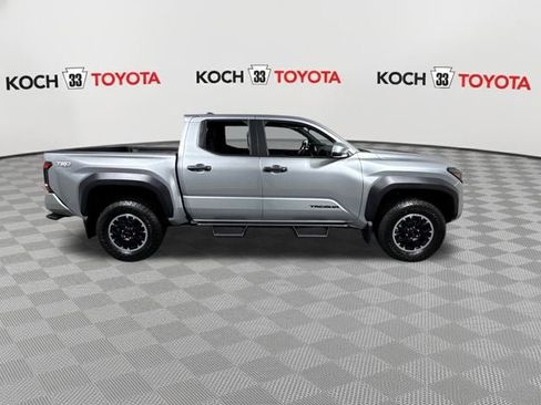 New 2025 Toyota Tacoma TRD Off-Road image 9