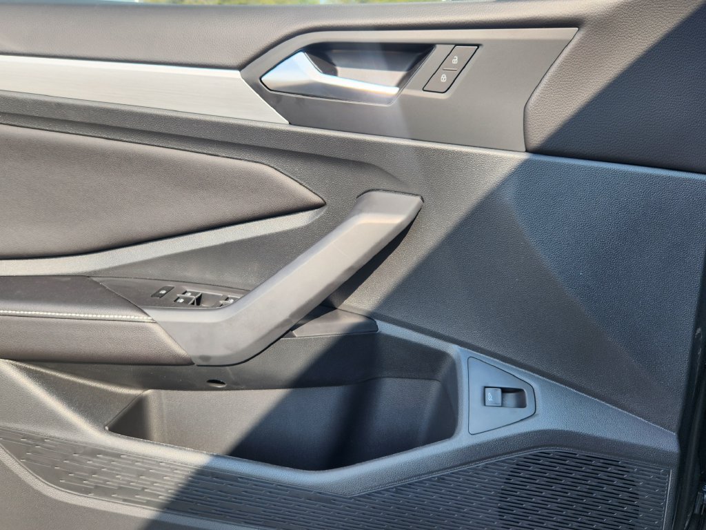 New 2027 Volkswagen Jetta Sport FWD image 17