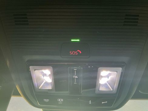 New 2026 Volkswagen ID.4 Pro S image 25