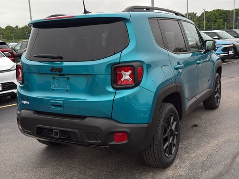 Used 2019 Jeep Renegade Altitude w/ Quick Order Package 2XM AWD/4WD image 5