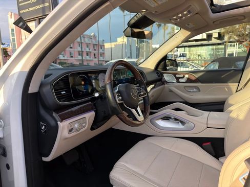Used 2022 Mercedes-Benz GLE 350 w/ Premium Package image 21