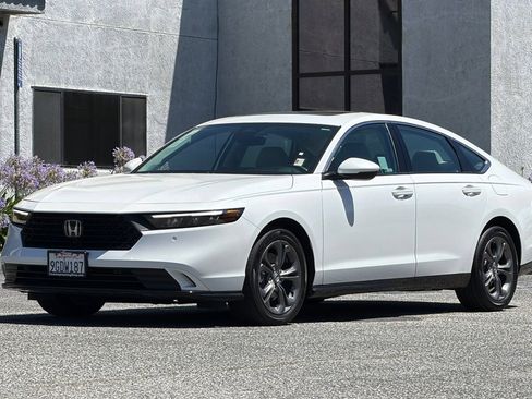 Used 2023 Honda Accord EX-L image 10