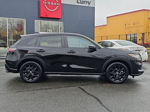 Used 2023 Honda HR-V Sport image 7