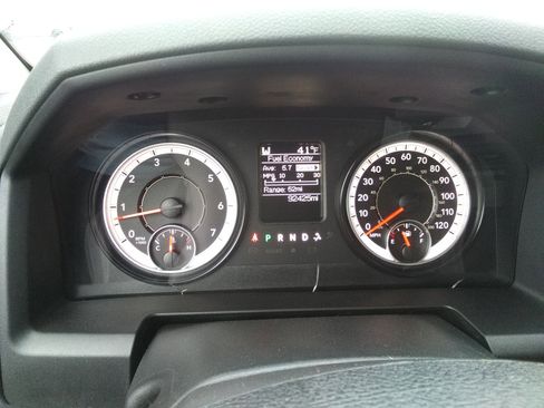 Used 2018 RAM 1500 Classic SLT image 13