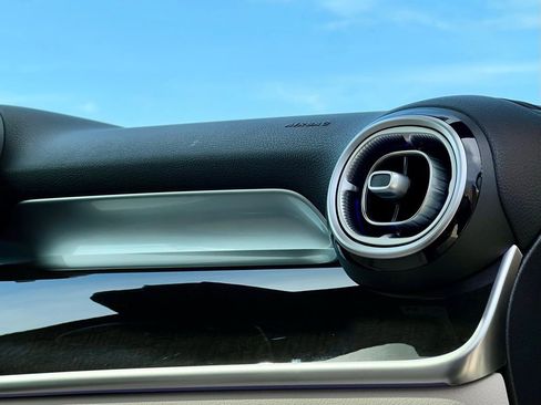 Certified 2026 Mercedes-Benz GLC 300 4MATIC image 26