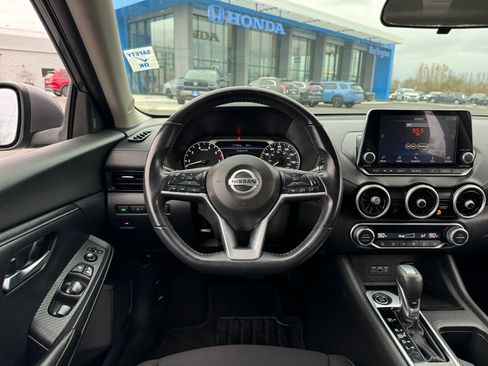 Used 2021 Nissan Sentra SV image 15