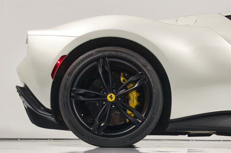 Used 2023 Ferrari 296 GTB RWD image 14