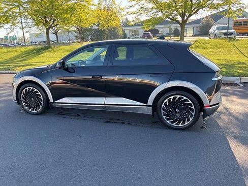 Used 2022 Hyundai Ioniq 5 Limited AWD/4WD image 11