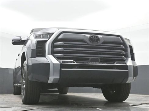 Used 2022 Toyota Tundra Limited image 45