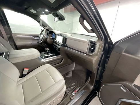 Certified 2023 Chevrolet Silverado 1500 LTZ image 29