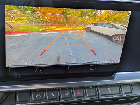 Used 2022 Chevrolet Silverado 1500 LT Trail Boss image 25