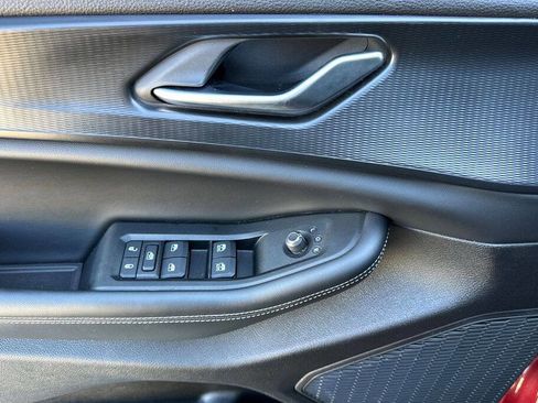 Used 2025 Jeep Grand Cherokee L Altitude image 11