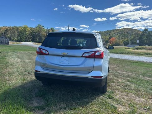 Used 2019 Chevrolet Equinox LS AWD/4WD image 6