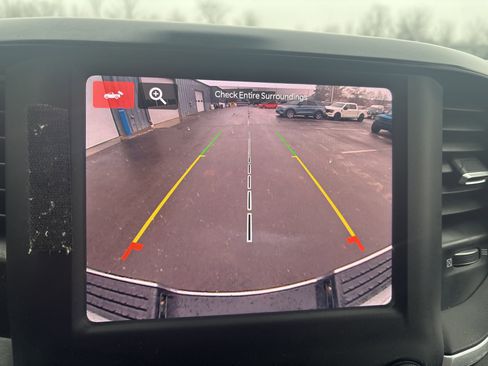 Used 2024 RAM 2500 Big Horn image 27