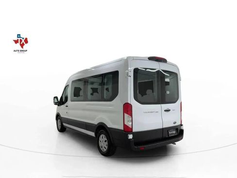 Used 2023 Ford Transit 350 XLT RWD image 4