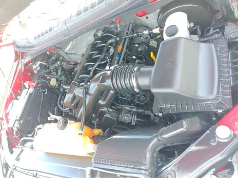Used 2016 Ford F150 Lariat w/ Equipment Group 502A Luxury RWD image 27