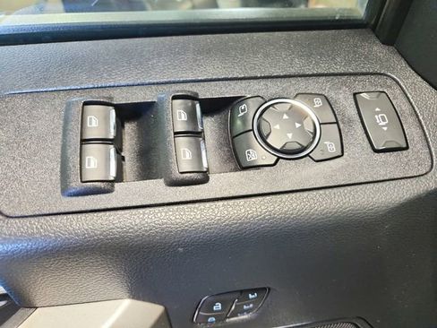 Used 2022 Ford F250 Lariat w/ Lariat Ultimate Package image 38