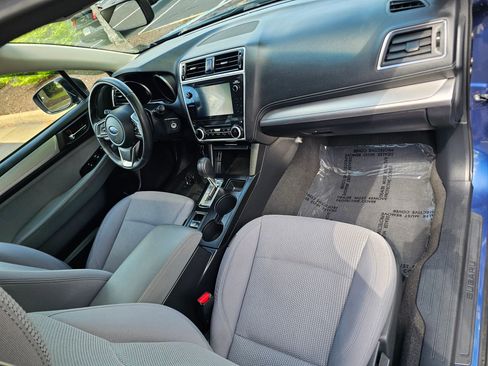 Used 2019 Subaru Outback 2.5i Premium AWD/4WD image 22