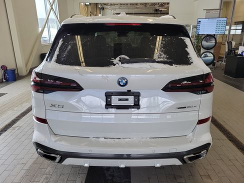 New 2026 BMW X5 xDrive50e w/ M Sport Package image 6