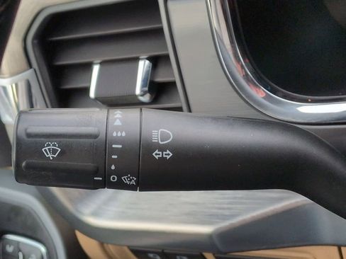 Used 2022 Ford F150 Lariat image 27