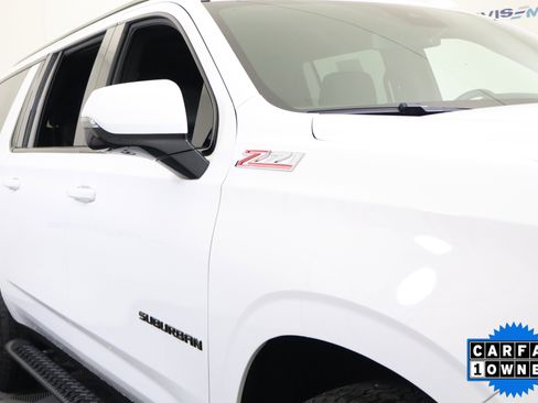 Certified 2024 Chevrolet Suburban Z71 w/ Luxury Package image 3