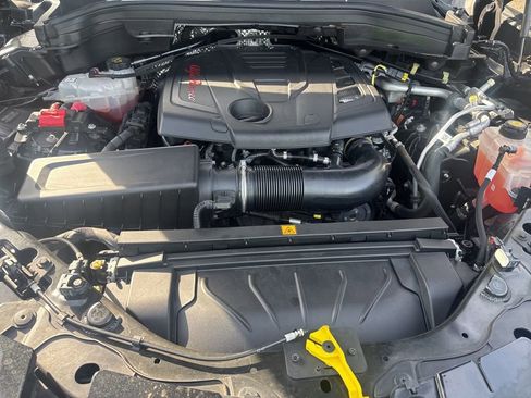 Used 2022 Alfa Romeo Stelvio Ti image 45