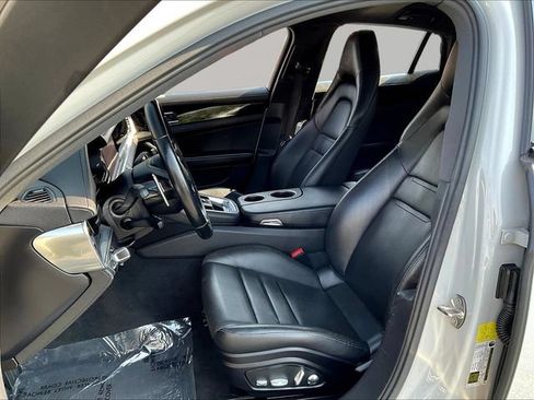 Used 2021 Porsche Panamera RWD image 22