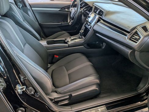 Used 2020 Honda Civic Sport image 33