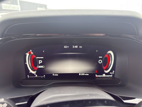 New 2026 Nissan Pathfinder SL image 17