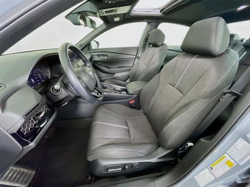 Used 2023 Honda Accord Sport image 25