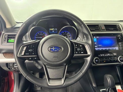 Used 2019 Subaru Outback 2.5i Limited AWD/4WD image 14