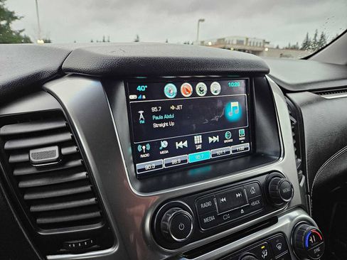 Used 2019 Chevrolet Tahoe LT image 32