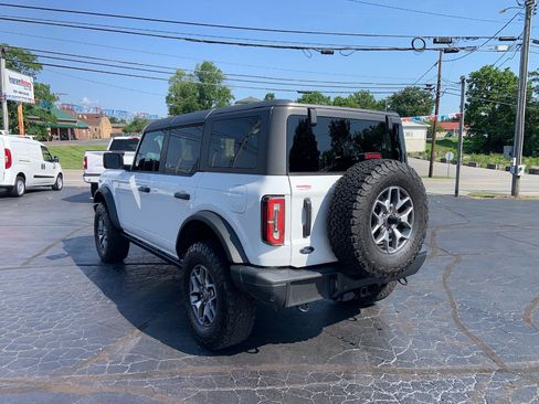 Used 2023 Ford Bronco Badlands AWD/4WD image 7