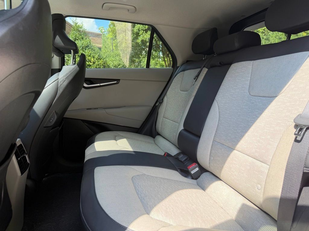 Used 2023 Kia Niro Wave w/ Wave Preserve Package FWD image 15