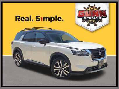 Used 2023 Nissan Pathfinder Platinum w/ Cargo Package