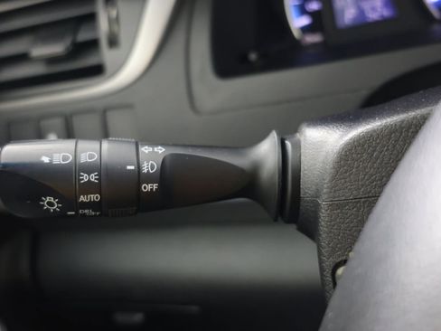 Used 2014 Toyota Camry SE w/ Moonroof Package image 23