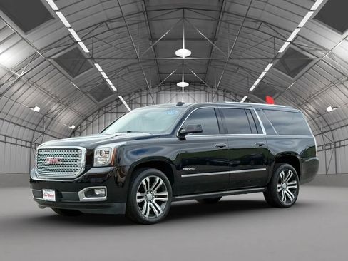 Used 2017 GMC Yukon XL Denali w/ Open Road Package image 3