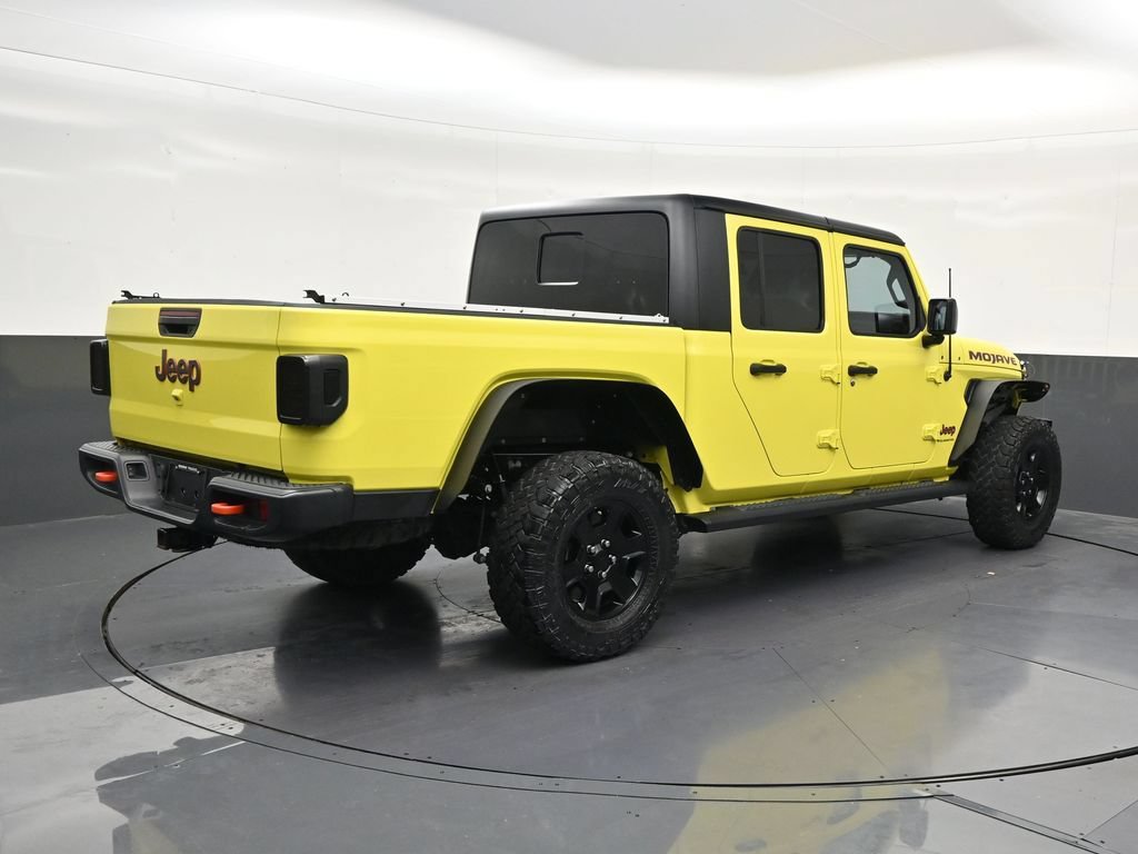 Used 2023 Jeep Gladiator Mojave w/ Cold Weather Group AWD/4WD image 5