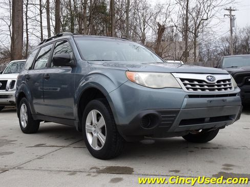 Used 2013 Subaru Forester 2.5X w/ Alloy Wheel Pkg AWD/4WD image 4